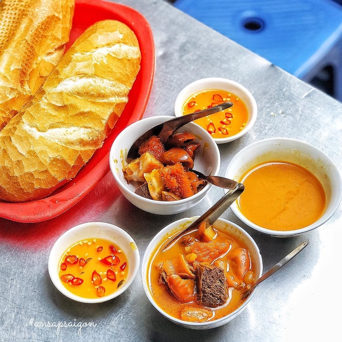 6 món ăn vặt chưa tới 20 nghìn ở Sài Gòn