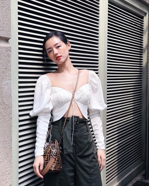 Áo 1 gang tay yêu thích của các hot-face Việt