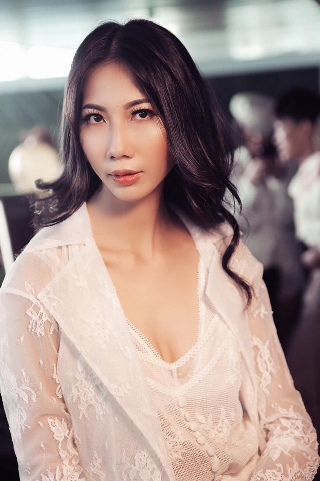 Bộ xương di động một thời Cao Ngân tung loạt hình trở lại ấn tượng