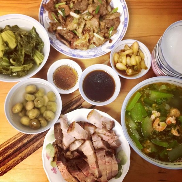 Ai ngờ các mỹ nhân này không chỉ tài năng, xinh đẹp mà còn giỏi nấu ăn