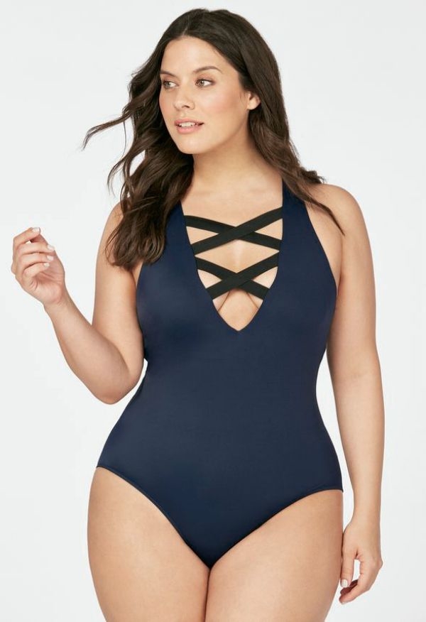 Cách chọn bikini cho cô nàng có thân hình mũm mĩm