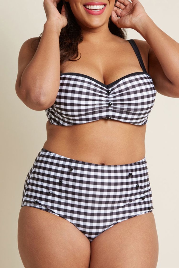 Cách chọn bikini cho cô nàng có thân hình mũm mĩm