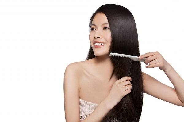 Cách gội đầu đúng chuẩn tại nhà giúp tóc giảm rụng và ngày càng khỏe
