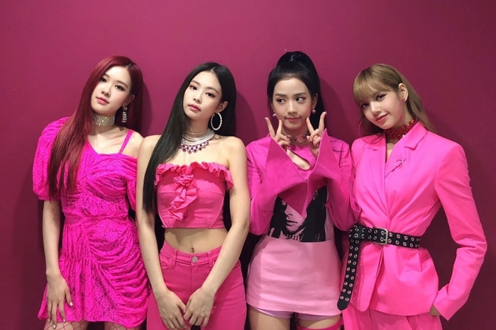 Có fan nào biết vì sao các nàng hắc hường chọn DDU-DU DDU-DU chưa?
