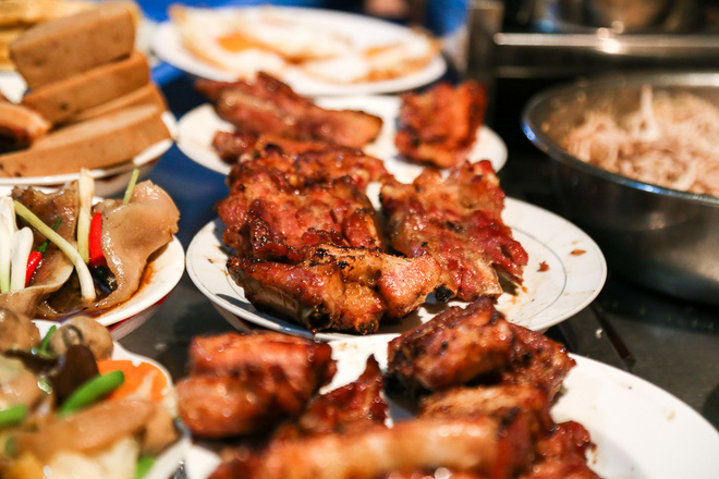 'Cồn cào' những địa chỉ ăn khuya dành cho cú đêm Sài Gòn