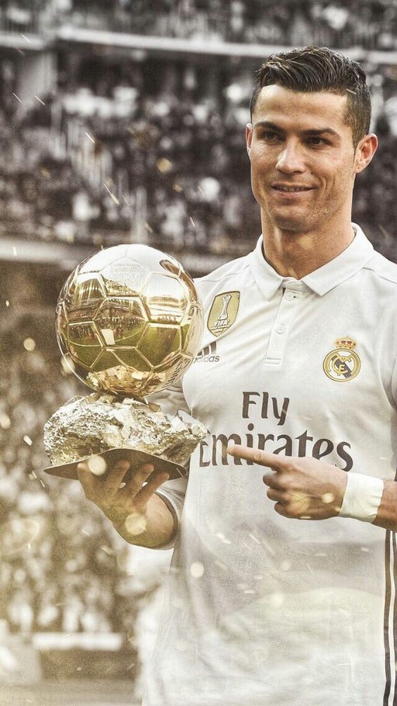 Cuộc sống sau ánh hào quang của các chàng cầu thủ nổi tiếng World Cup