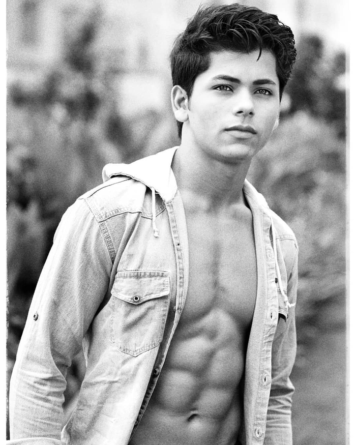 Đại diện nhan sắc hot boy khiến các cô gái mê mẩn ở những nước châu Á