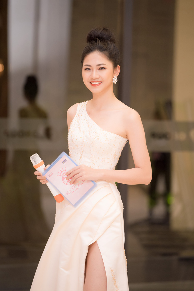 Dàn người đẹp Việt xuất hiện lung linh trên thảm đỏ chung khảo HHVN