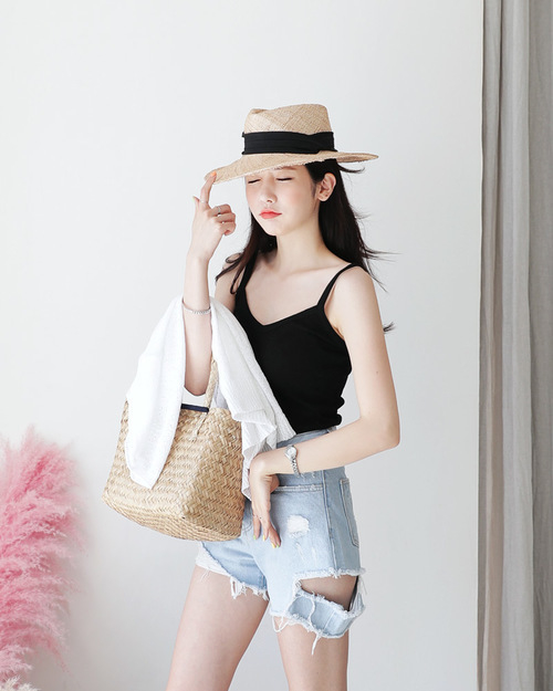 Điểm danh những món đồ thời trang giúp bạn thoát nóng ngày hè hiệu quả