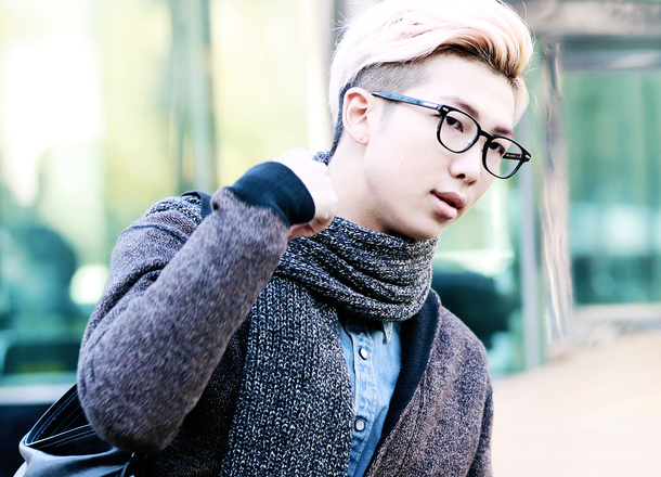 Điểm danh những sao Kpop vừa tài năng xuất sắc vừa học giỏi
