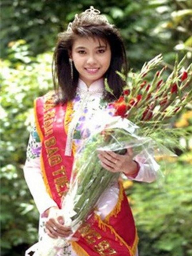 Điểm mặt 4 nàng hậu hai lần đò hạnh phúc nhất showbiz Việt