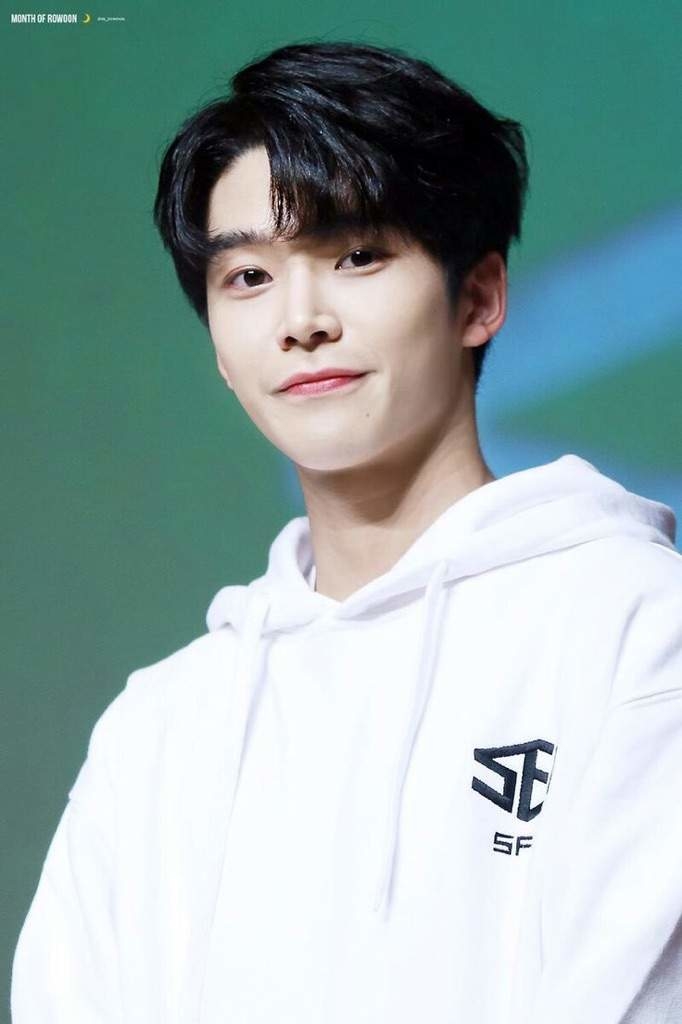 Điểm mặt những trai xinh gái đẹp bị Kpop thờ ơ