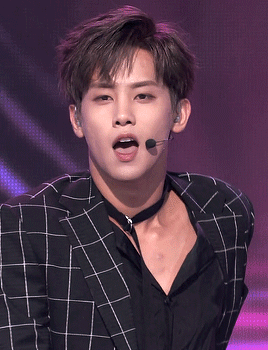 Điểm mặt những trai xinh gái đẹp bị Kpop thờ ơ