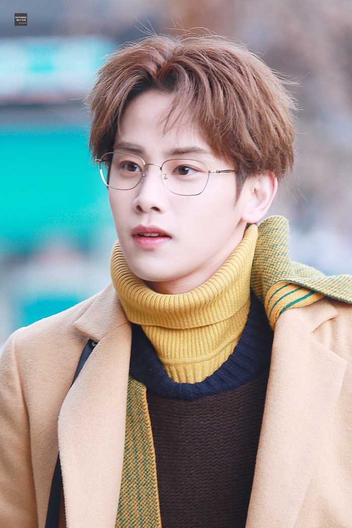 Điểm mặt những trai xinh gái đẹp bị Kpop thờ ơ