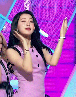 Điểm mặt những trai xinh gái đẹp bị Kpop thờ ơ