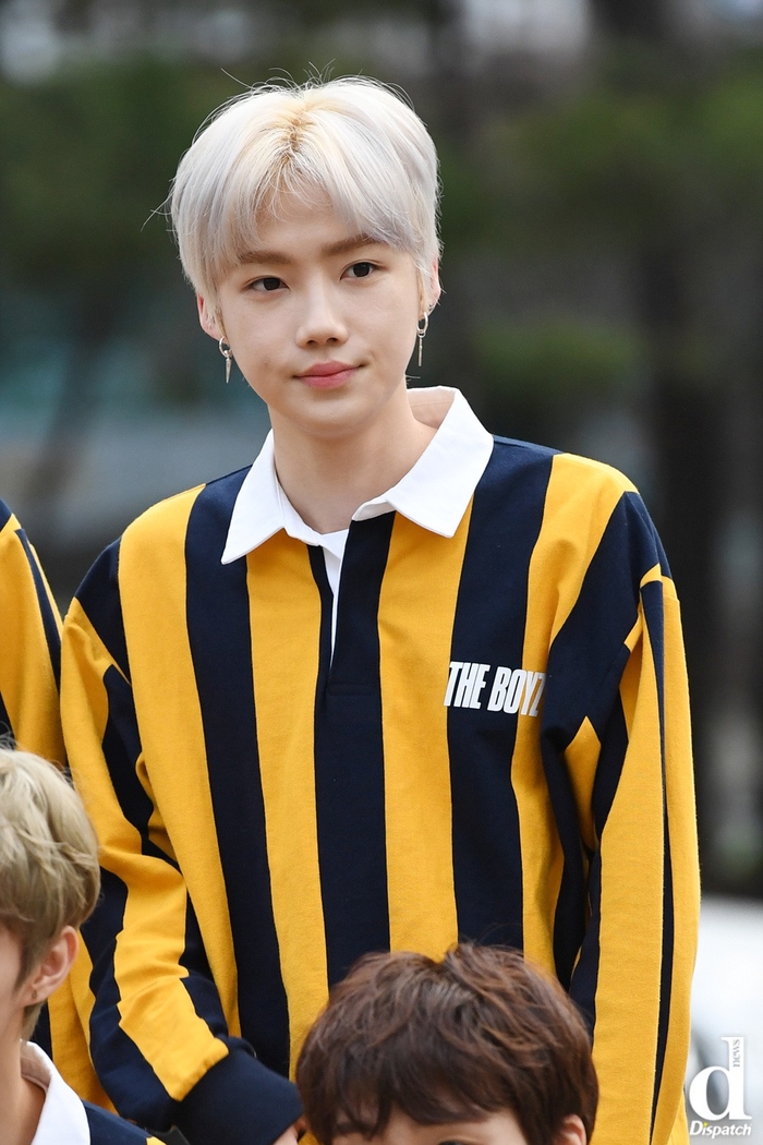 Dispatch chỉ ra những idol Kpop sở hữu làn da chuẩn “đậu phụ”