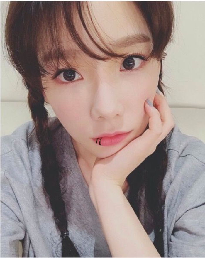 Dispatch chỉ ra những idol Kpop sở hữu làn da chuẩn “đậu phụ”