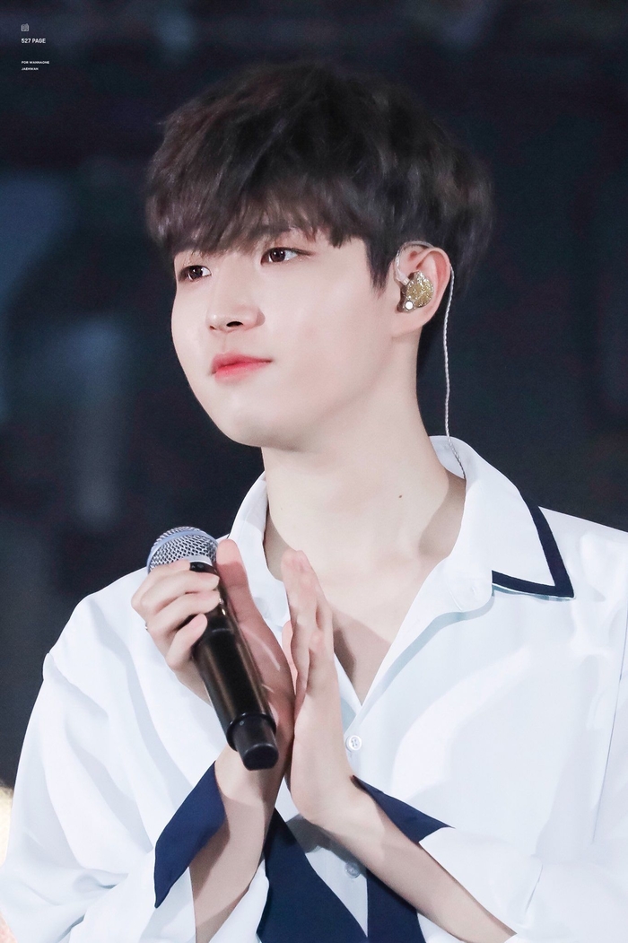 Dispatch chỉ ra những idol Kpop sở hữu làn da chuẩn “đậu phụ”