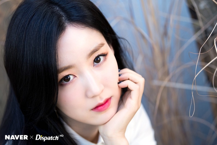 Dispatch chỉ ra những idol Kpop sở hữu làn da chuẩn “đậu phụ”