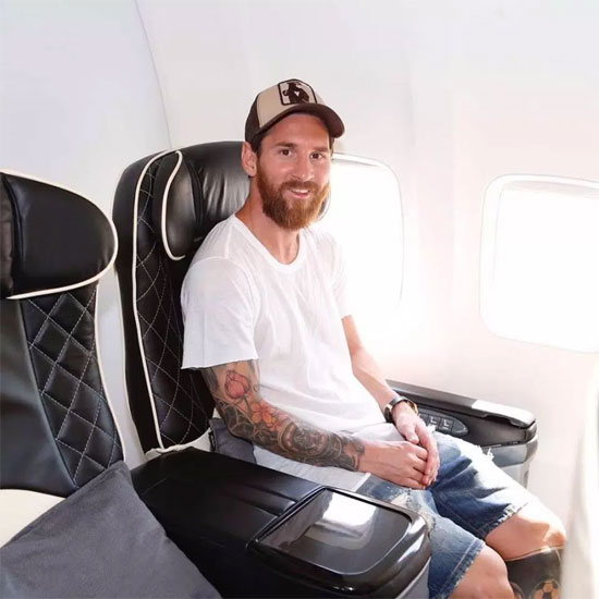 Đột nhập máy bay riêng của dàn siêu sao bóng đá: Ronaldo hay Messi?
