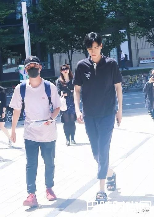 Hồ Nhất Thiên khiến fan “vỡ mộng” vì lộ thói trăng hoa, “đạo đức giả?
