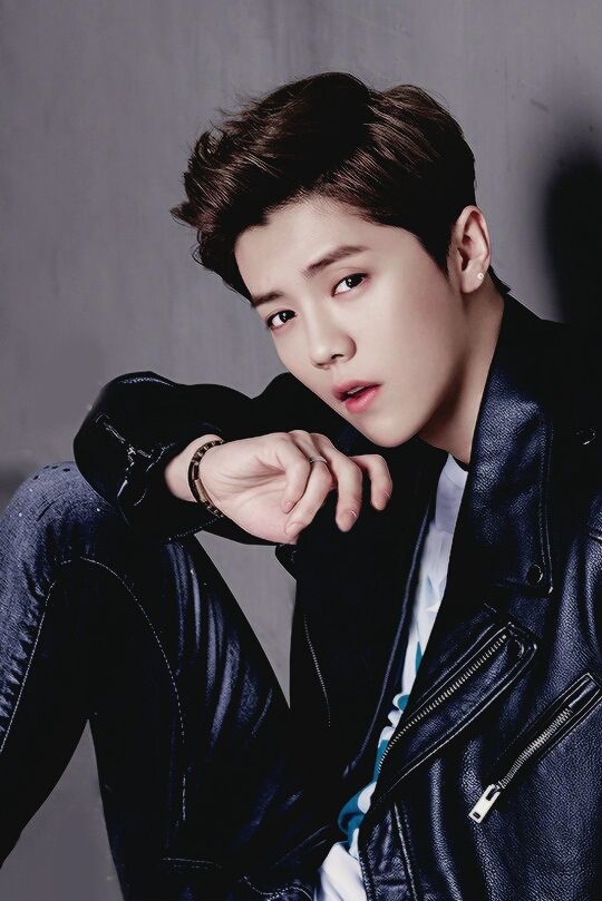 Idol Kpop rời nhóm nhạc: Người thành sao hạng A, kẻ nợ nần chồng chất