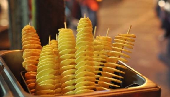 Dạo quanh Hàn Quốc với những món ăn vặt nổi tiếng dưới đây.