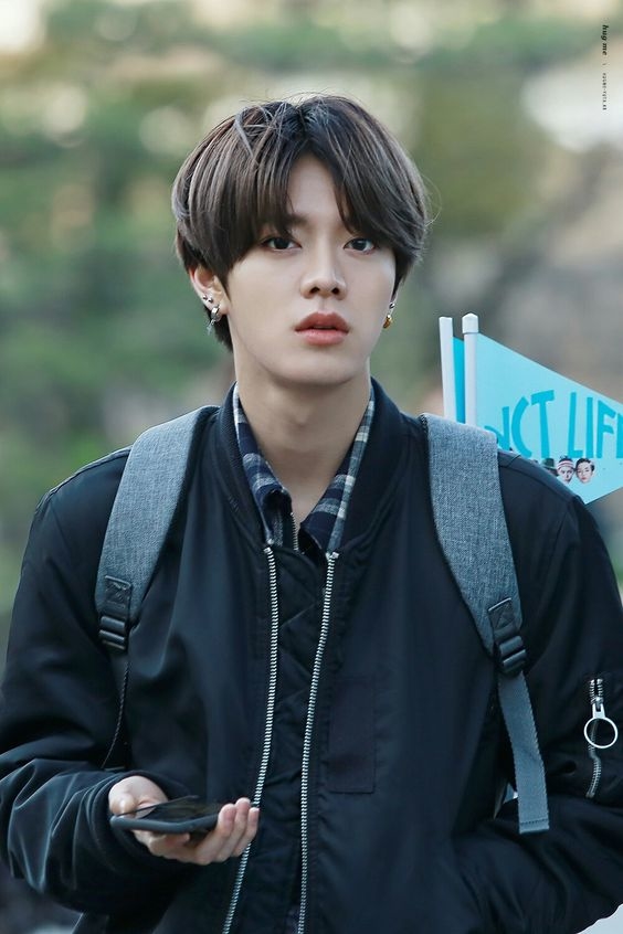 Loạt idol Kpop khiến fan mỏi mắt mong chờ ngày được hát nhiều hơn