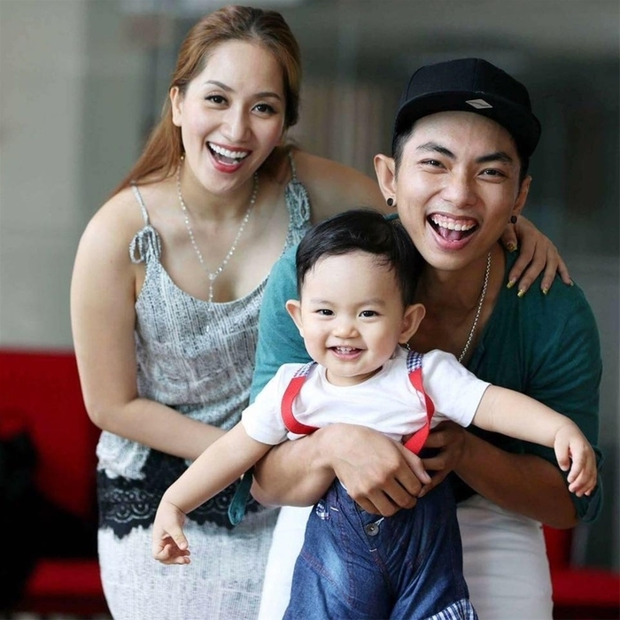 Loạt sao Việt bụng bầu vượt mặt được chồng cưng chiều hết mực