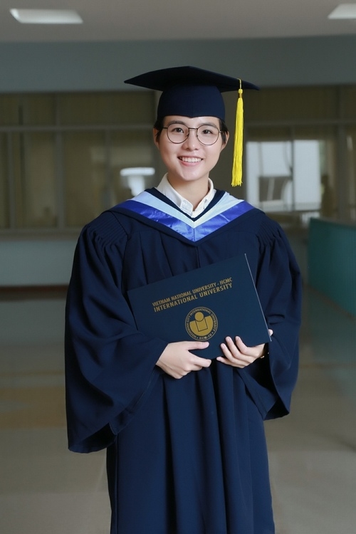 Midu Ky duyen và loat sao Viet sau co diem thi cao chot vot và thanh tich khung