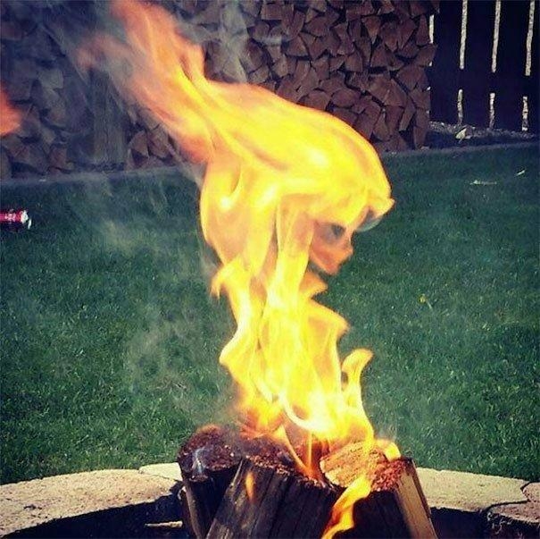 Nếu thấy gương mặt ẩn giấu, có thể bạn đã mắc hội chứng Pareidolia
