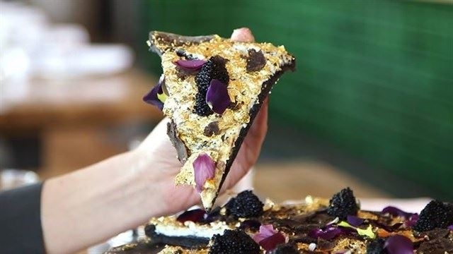Những món ăn dát vàng trên thế giới