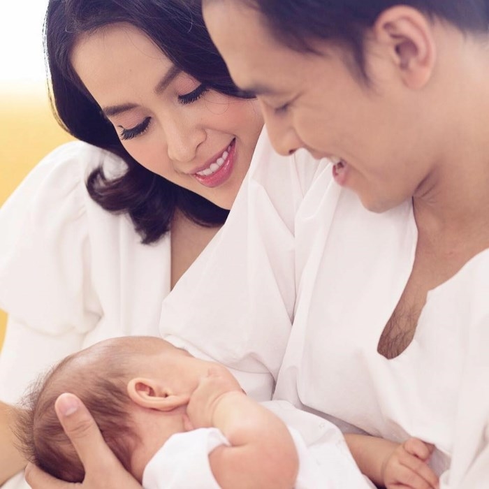 Ngọc Trinh chơi nổi với clip nhảy gợi cảm