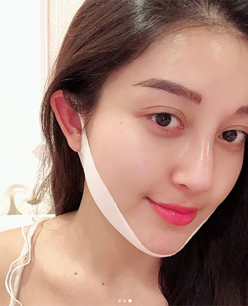 Ngọc Trinh chơi nổi với clip nhảy gợi cảm