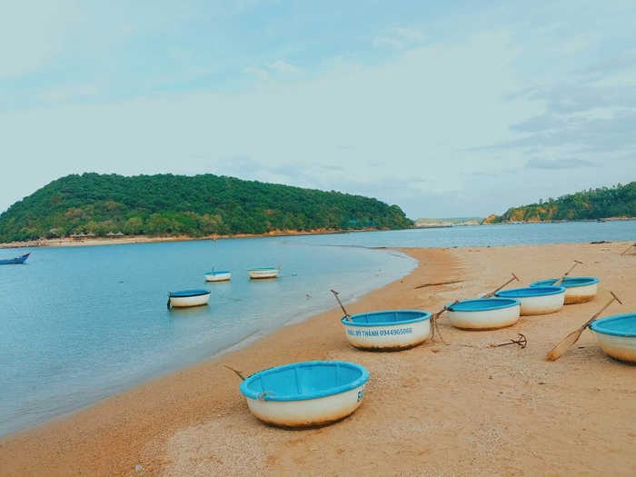 Những con đường giữa lòng biển khơi đẹp nhất Việt Nam