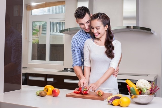 Những điều các cặp đôi hạnh phúc hay làm cùng nhau