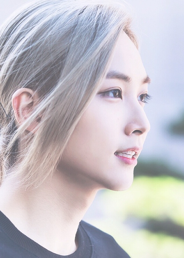 Những đôi “mắt nai” của idol Kpop được người Hàn ao ước