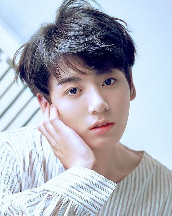 Những đôi “mắt nai” của idol Kpop được người Hàn ao ước