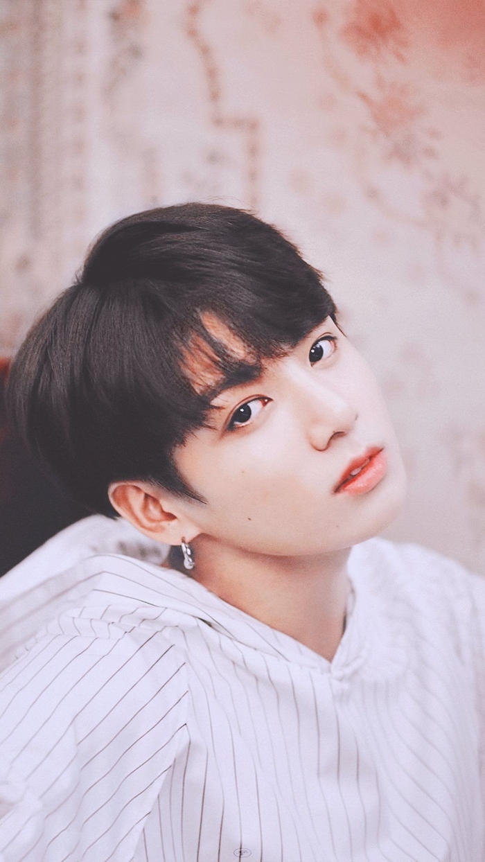 Những đôi “mắt nai” của idol Kpop được người Hàn ao ước