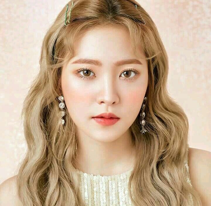 Những đôi “mắt nai” của idol Kpop được người Hàn ao ước