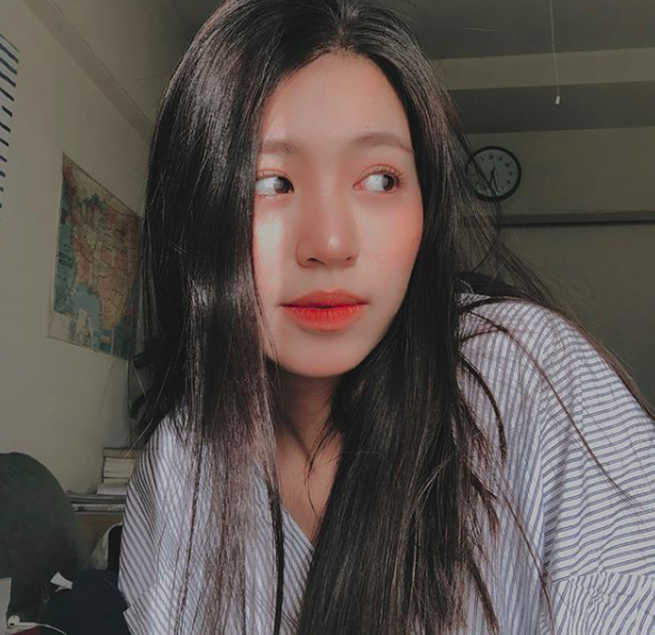 Những hot girl nổi tiếng sống khỏe nhờ tài lẻ của mình
