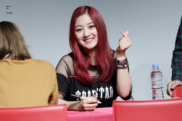Những idol xấu nhất lịch sử Kpop đã lột xác trở nên xinh đẹp