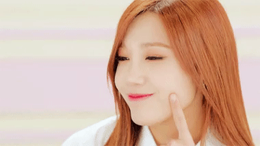 Những khoảnh khắc cute lạc lối của sao Hàn