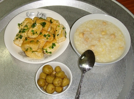 Những món ăn không thể bỏ lỡ của mùa hè ở Hà Nội