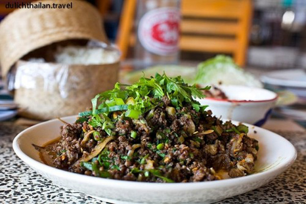Những món ăn siêu kinh dị không phải ai cũng dám thử chỉ có ở Thái Lan