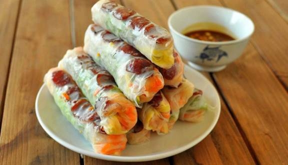 Những món ăn vặt làm nên ẩm thực đường phố Sài Gòn
