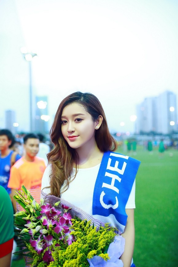Những mỹ nữ showbiz Việt là fan cuồng của môn thể thao vua