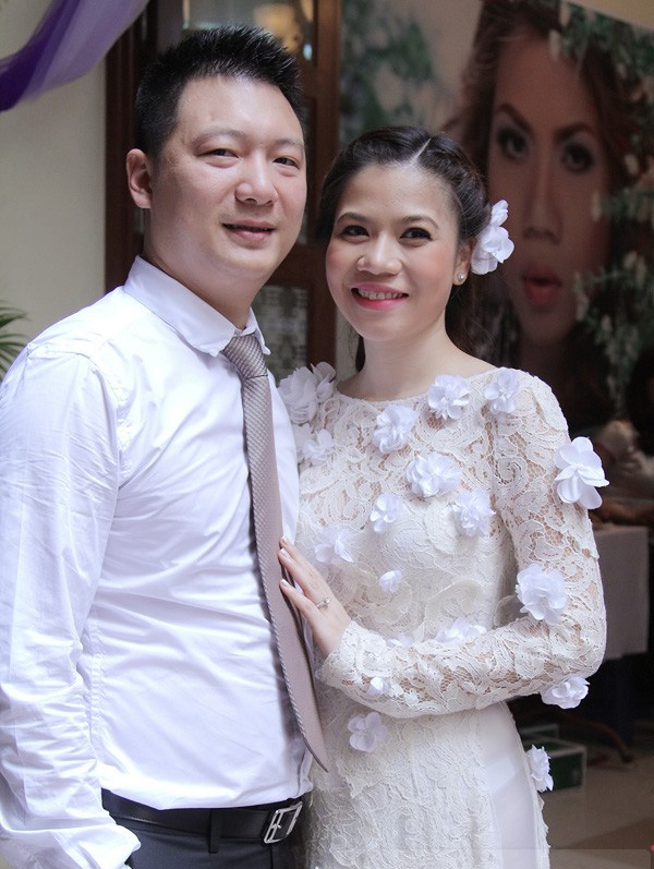 Những ông bố dượng và mẹ kế rất mẫu mực của showbiz Việt