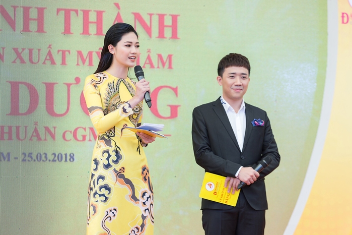 Những sao Việt bị dìm chiều cao thê thảm khi đứng cạnh đồng nghiệp