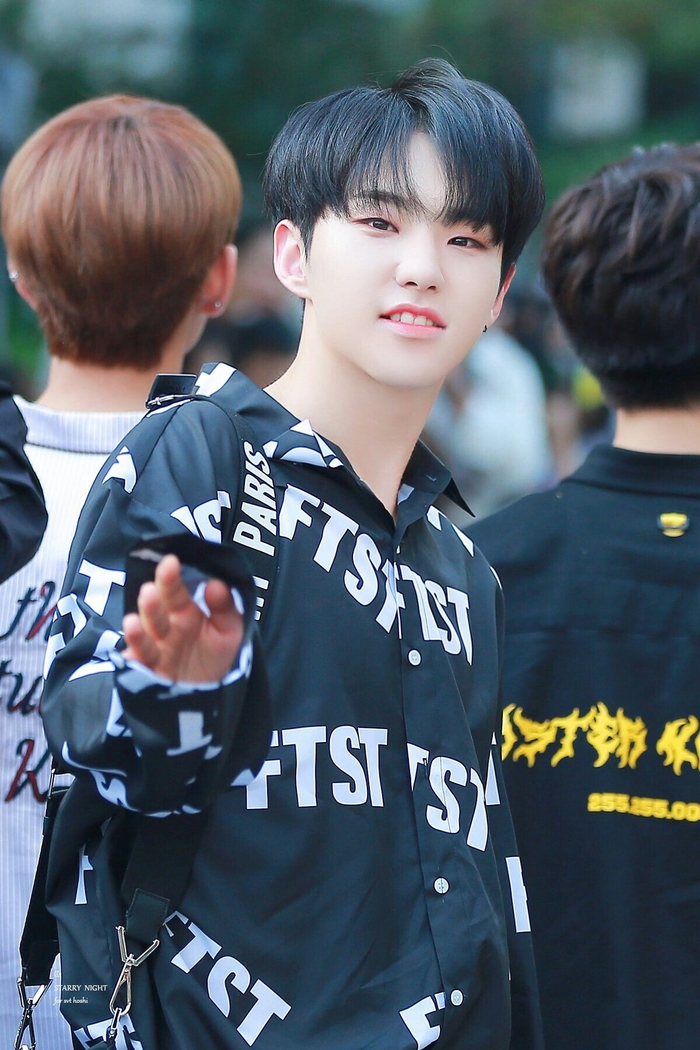 Những thần tượng 96-line là nam châm hút fan của Kpop